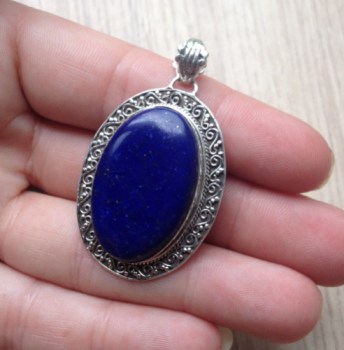 Zilveren hanger ovale cabochon Lapis Lazuli en bewerkte setting